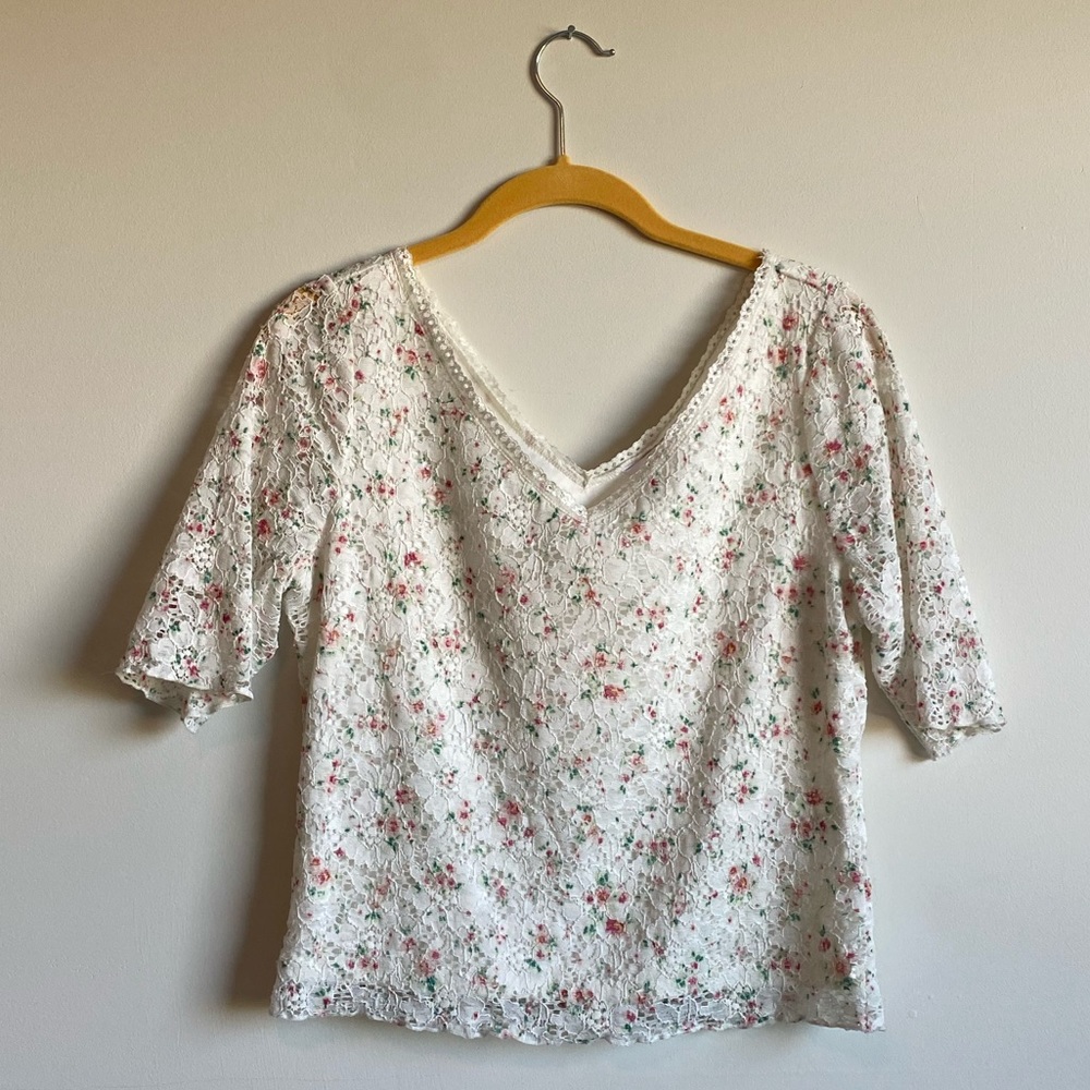 Floral top Candie’s Size: M